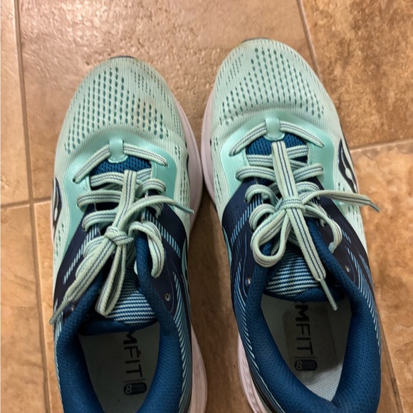 Saicony Teal and Navy Athletic Sneakers - Picture 2 of 5